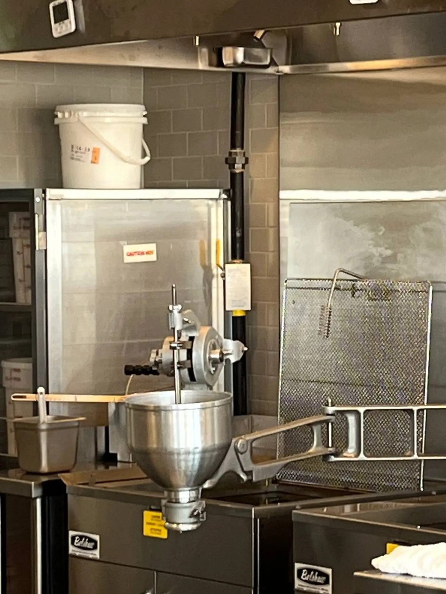 Kitchen equipment
